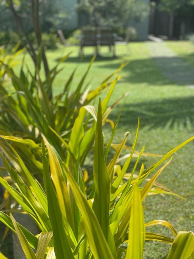 Villa Crystals Malabe Bagian luar foto