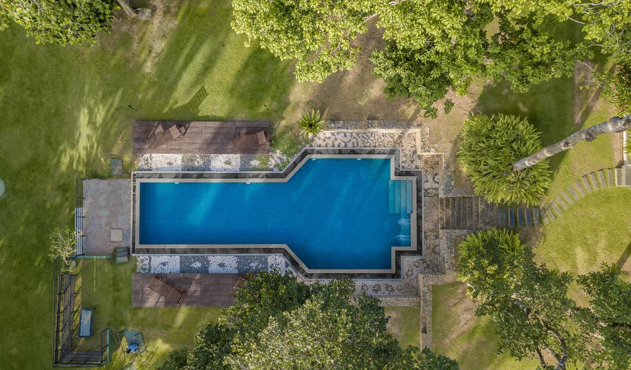 Villa Crystals Malabe Bagian luar foto